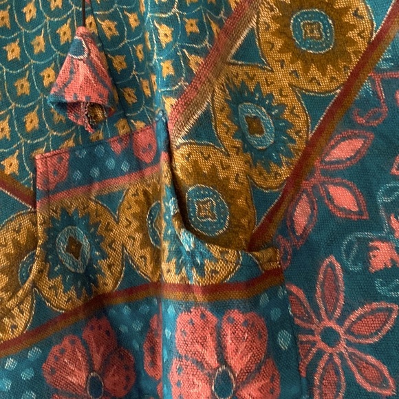 Lightweight Boho poncho - Picture 1 of 3